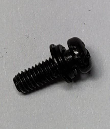 ECHO CS-370 90023804012 Screw, 4 X 12 (USED)